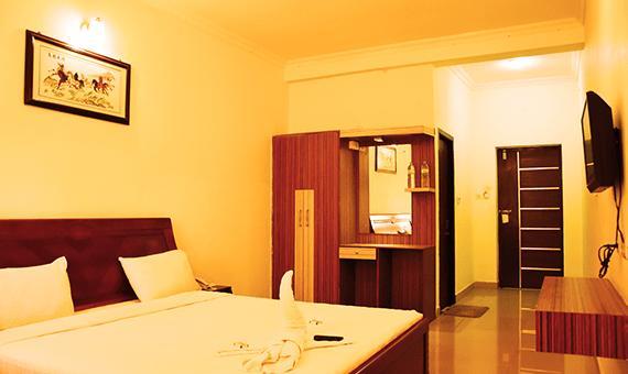 Ulo Hill Breeze Hotell Yelagiri Eksteriør bilde