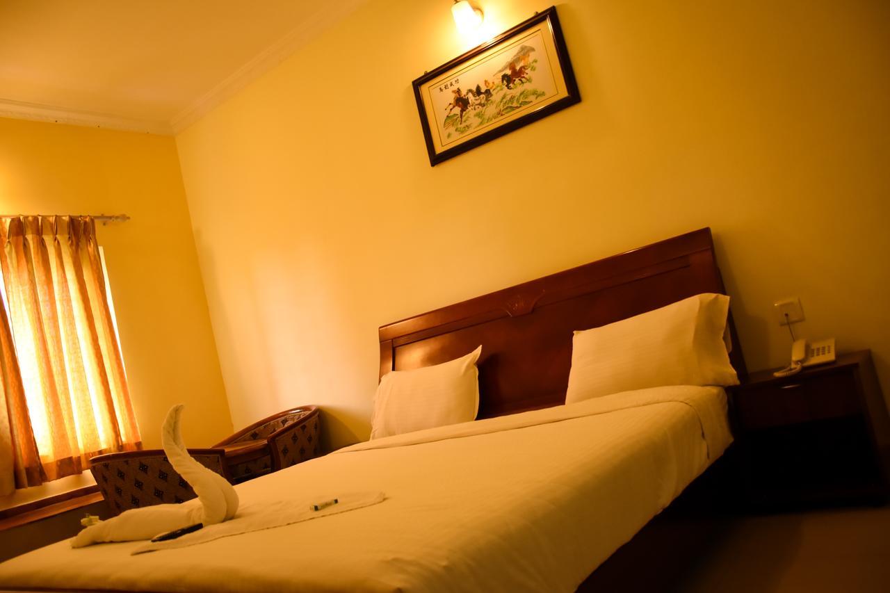Ulo Hill Breeze Hotell Yelagiri Eksteriør bilde