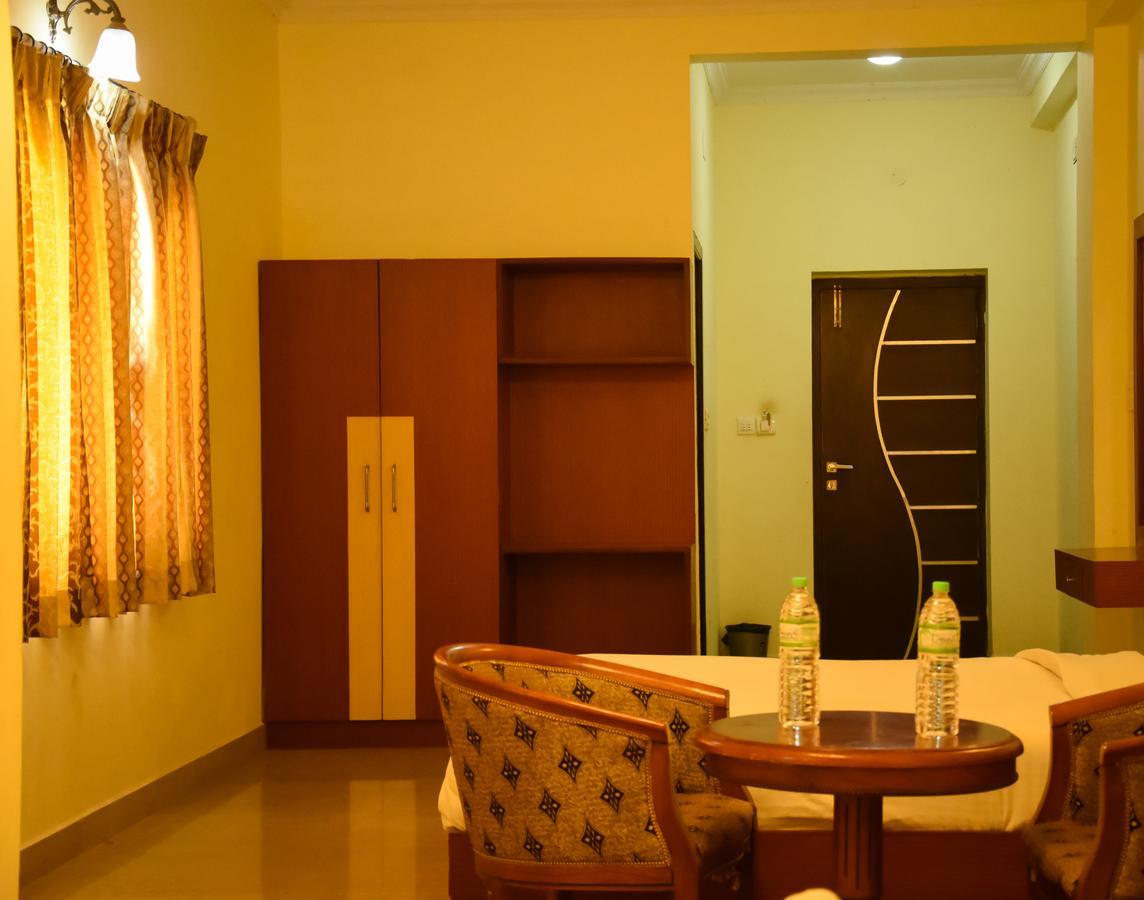 Ulo Hill Breeze Hotell Yelagiri Eksteriør bilde