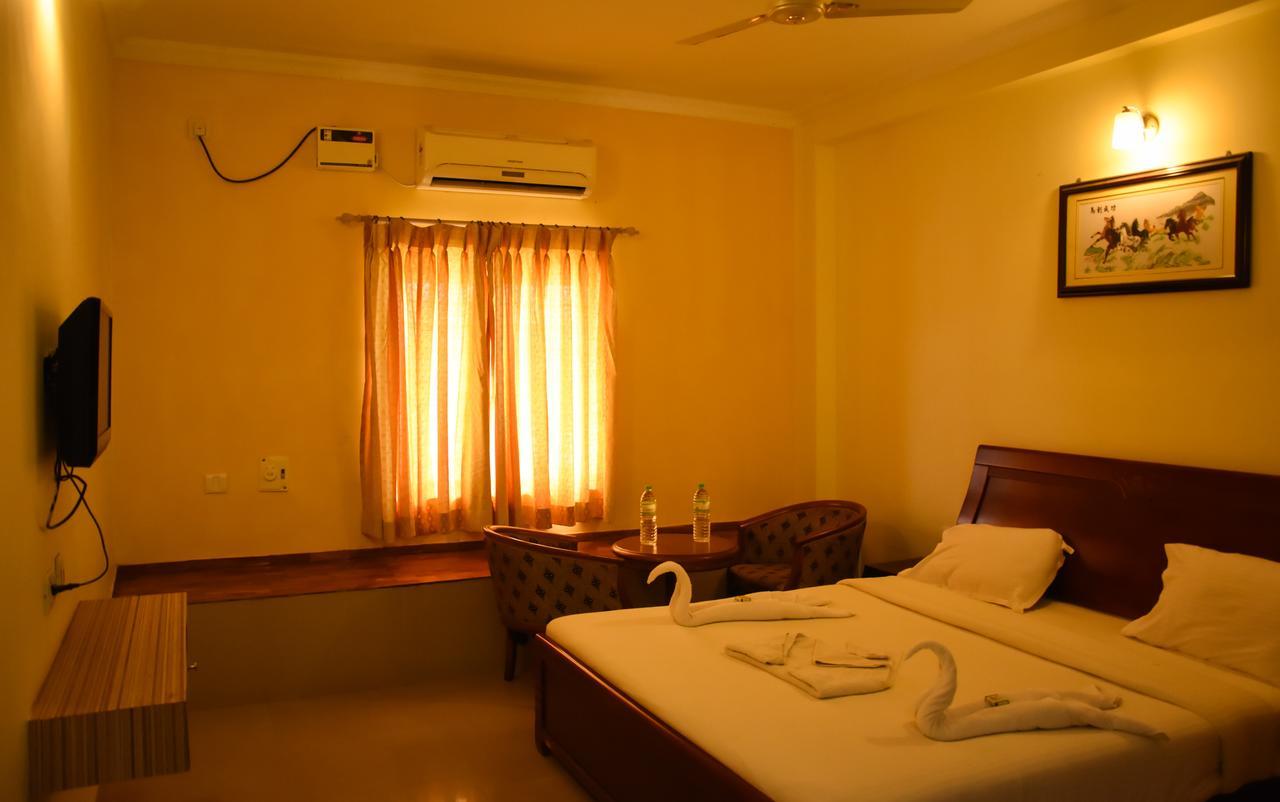 Ulo Hill Breeze Hotell Yelagiri Eksteriør bilde